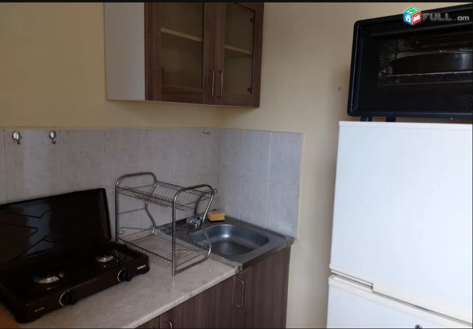 LA04686 Վարձով 2 սենյականոց բնակարան Վաղարշյան փողոցում 