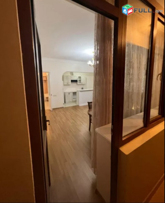 LA04688 Վարձով 2 սենյականոց բնակարան Ամիրյան փողոց , նորակառույց 