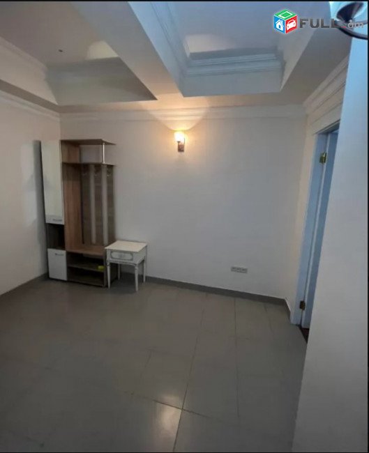 LA04688 Վարձով 2 սենյականոց բնակարան Ամիրյան փողոց , նորակառույց 