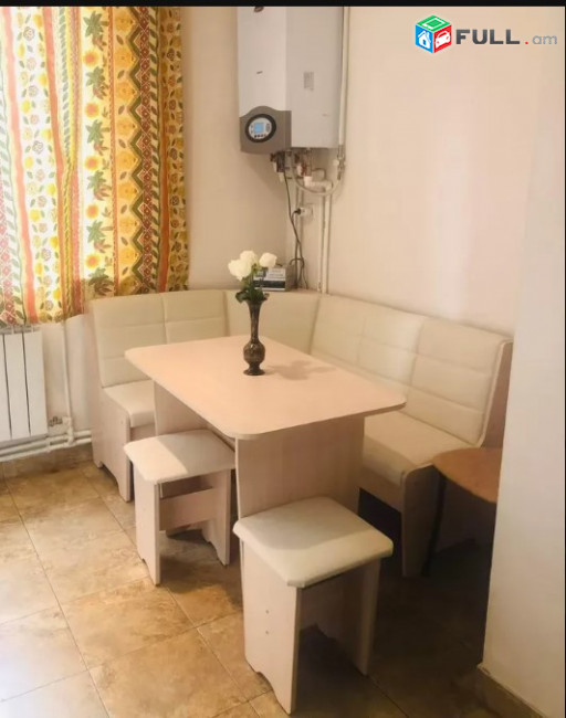 LA04690 Վարձով 2 սենյականոց բնակարան Վարդանանց փողոցում 