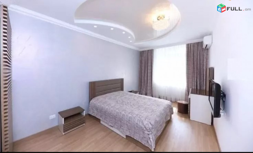 LA04691  Վարձով 3 սենյականոց բնակարան Աբովյան փողոցում 