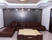 LA04691  Վարձով 3 սենյականոց բնակարան Աբովյան փողոցում 