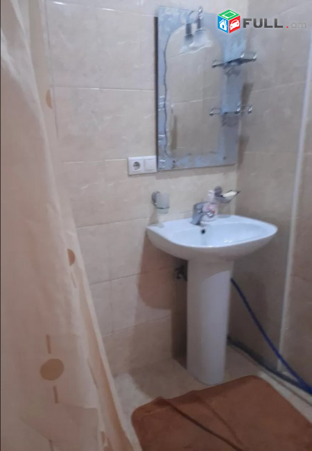 LA04704 Վարձով 3 սենյականոց բնակարան Ադոնց , Երազ բնակելի թաղամաս նորակառույց