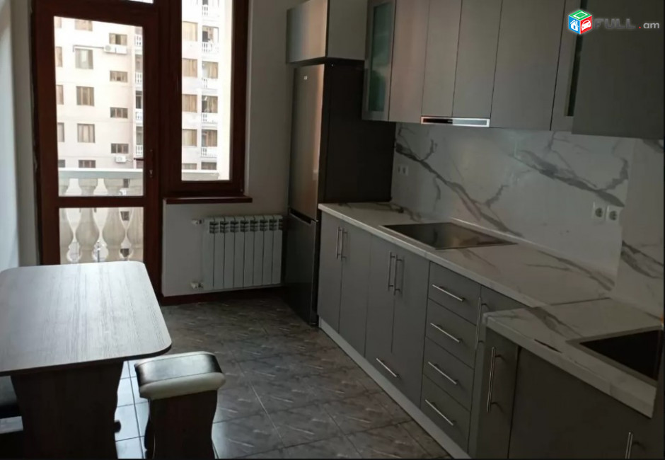 LA04738  Վարձով 3 սենյականոց բնակարան Ադոնց , Երազ բնակելի թաղամաս նորակառույց