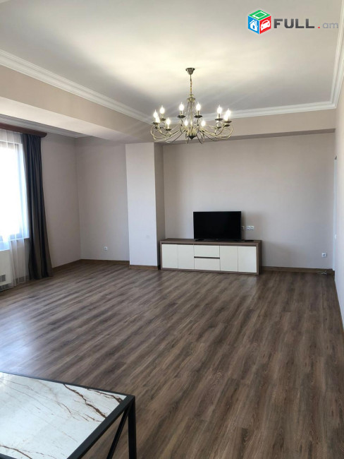 LA04757 Վարձով 3 սենյականոց բնակարան Սեբաստիա, Լենինգրադյան փողոցների խաչմերուկում
