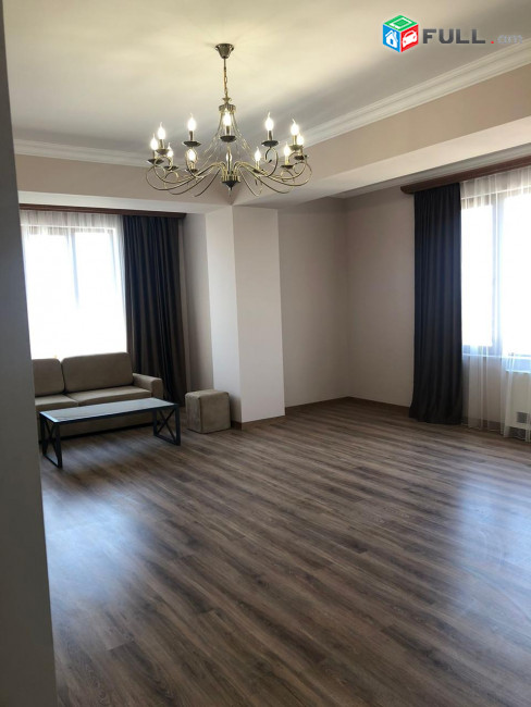 LA04757 Վարձով 3 սենյականոց բնակարան Սեբաստիա, Լենինգրադյան փողոցների խաչմերուկում