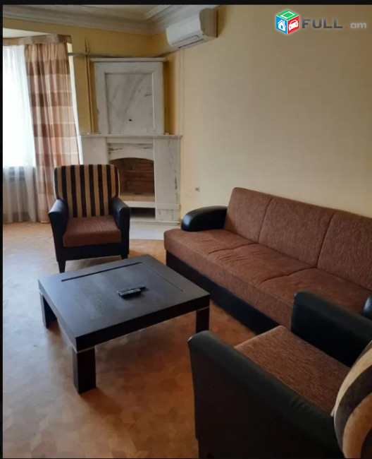 LA04765  Վարձով է տրվում 4 սենյականոց բնակարան Զաքյան փողոցում