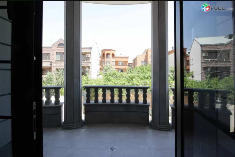 LA04808 Վարձով 3 հարկանի 5 սենյականոց առանձնատուն Նոյ թաղամաս 