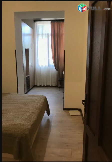 LA04812 Վարձով 2 սենյականոց բնակարան Չարենցի փողոցում 