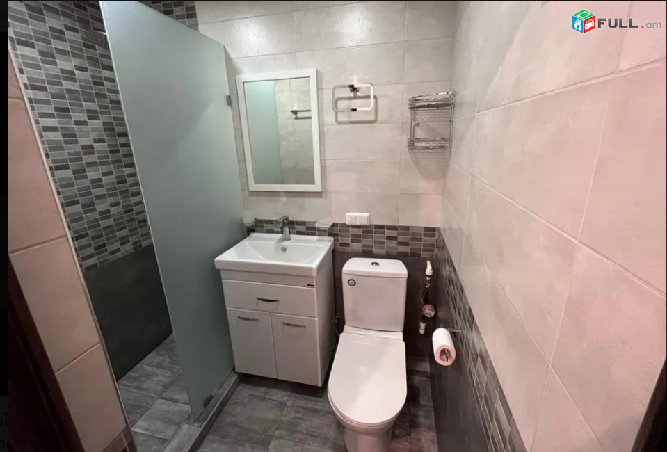 LA04812 Վարձով 2 սենյականոց բնակարան Չարենցի փողոցում 