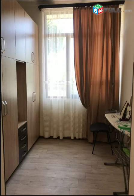 LA04812 Վարձով 2 սենյականոց բնակարան Չարենցի փողոցում 