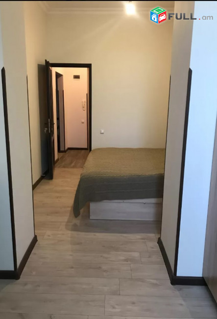 LA04812 Վարձով 2 սենյականոց բնակարան Չարենցի փողոցում 