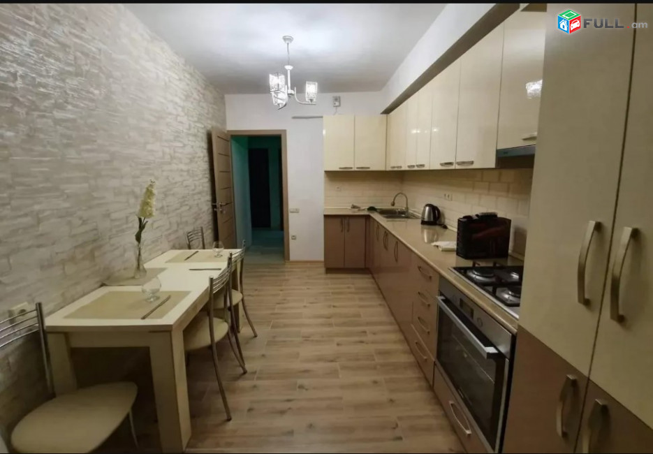 LA04903 Վարձով 2 սենյականոց բնակարան  Պուշկինի փողոցում 