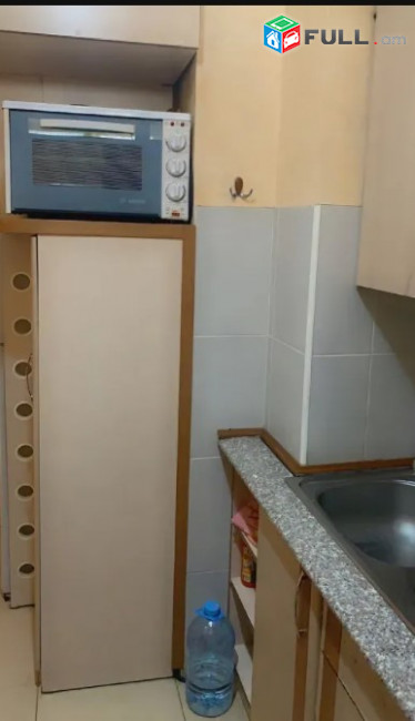 LA04907  Վարձով 2 սենյականոց բնակարան Քաջազնունի փողոց , Զովք խանութի հարևանությամբ
