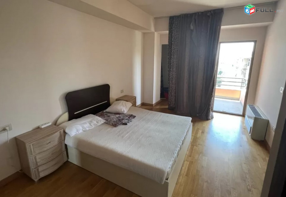 LA04906 Վարձով 3 սենյականոց բնակարան Լեոյի փողոց , նորակառույց 