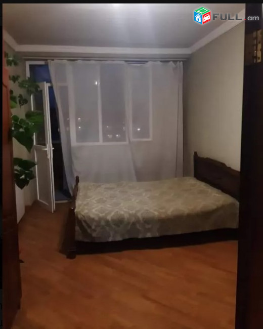 LA04927 Վարձով 5 սենյականոց բնակարան Արշակունյաց պողոտայում 