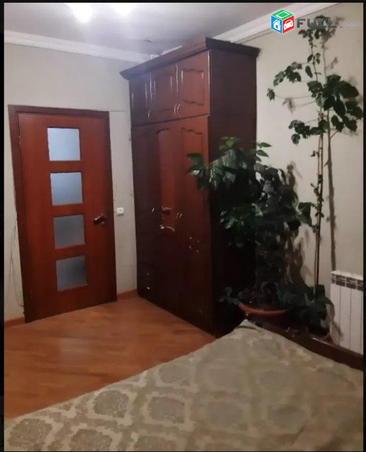 LA04927 Վարձով 5 սենյականոց բնակարան Արշակունյաց պողոտայում 