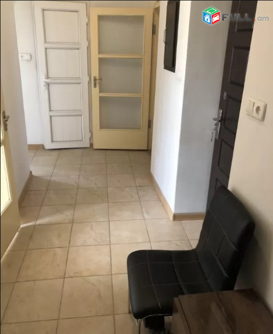 LA04952 Վարձով 2 սենյականոց բնակարան Սարյան - Թումանյան փողոցների խաչմերուկ, 