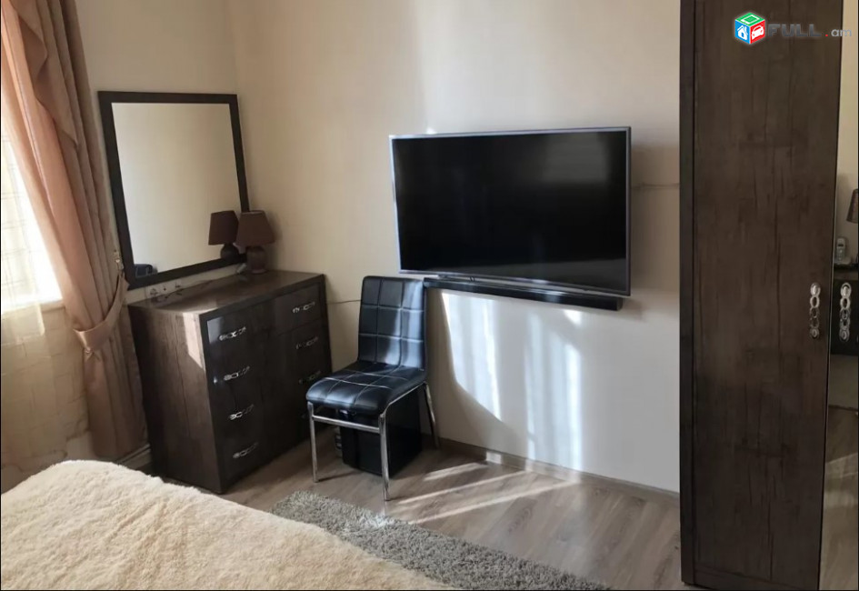 LA04952 Վարձով 2 սենյականոց բնակարան Սարյան - Թումանյան փողոցների խաչմերուկ, 