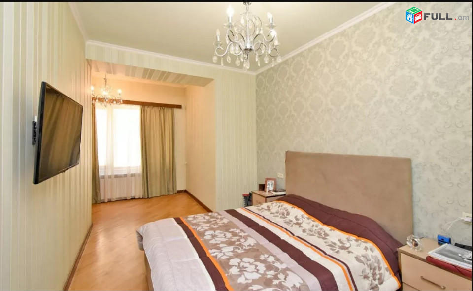 LA04955  Վարձով 3 սենյականոց բնակարան Սայաթ Նովա փողոցում