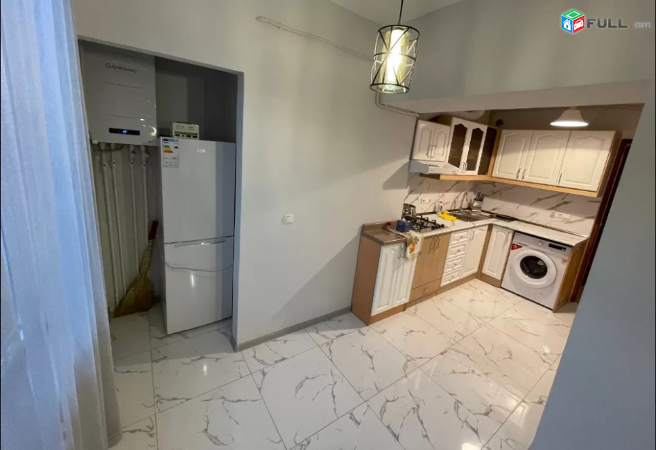 LA04975 Վարձով 3 սենյականոց բնակարան Թումանյան փողոցում 