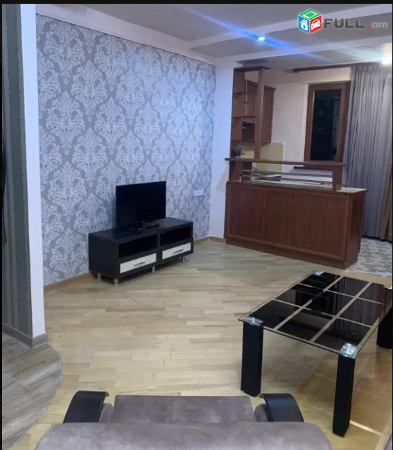 LA05008 Վարձով 2 սենյականոց բնակարան Ամիրյան փողոցում