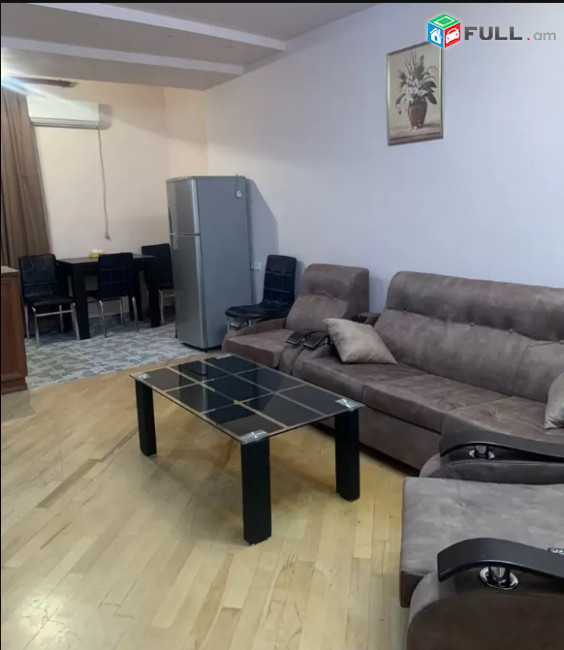 LA05008 Վարձով 2 սենյականոց բնակարան Ամիրյան փողոցում