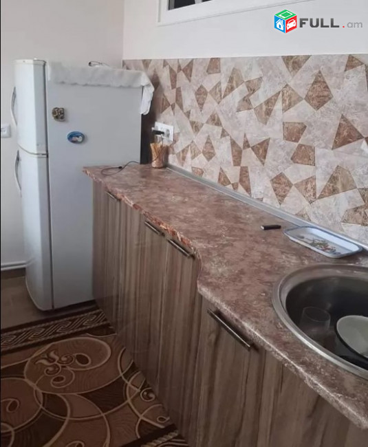 LA05033 Վարձով 2 սենյականոց նակարան Վարդանանց փողոց , Գնունի