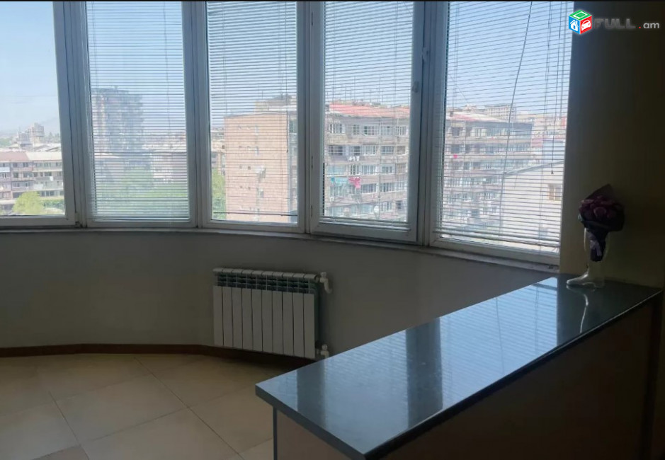 LA05045 Վարձով  4 սենյականոց բնակարան Ավետ Ավետիսյան փողոցում,նորակառույց