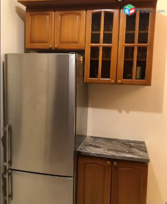 LA05068 Վարձով 3 սենյականոց բնակարան Ավագ Պետրոսյան  փողոցում 