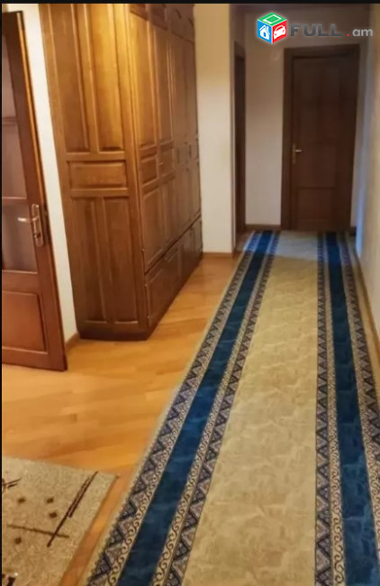 LA05087 Վարձով 4 սենյականոց բնակարան Ամիրյան փողոցում 