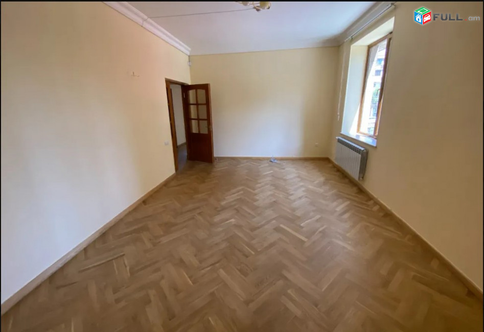 LA05042 Վարձով 100 քմ գրասենյակային տարածք Կոմիտաս , Puma խանութի մոտ