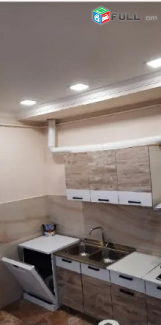 LA05105 Վարձով 3 սենյականոց բնակարան Գյուրջյան փողոց , նորակառույց շենք