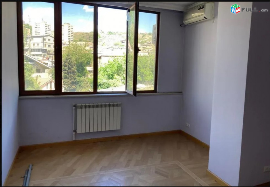 LA05071 Վարձով 130 քմ Գրասենյակային տարածք Սայաթ-Նովայի պողոտայում