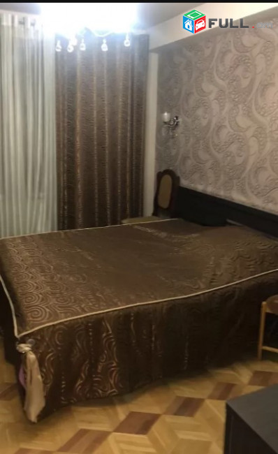 LA05139 Վարձով 3 սենյականոց բնակարան Արամ Խաչատրյան 