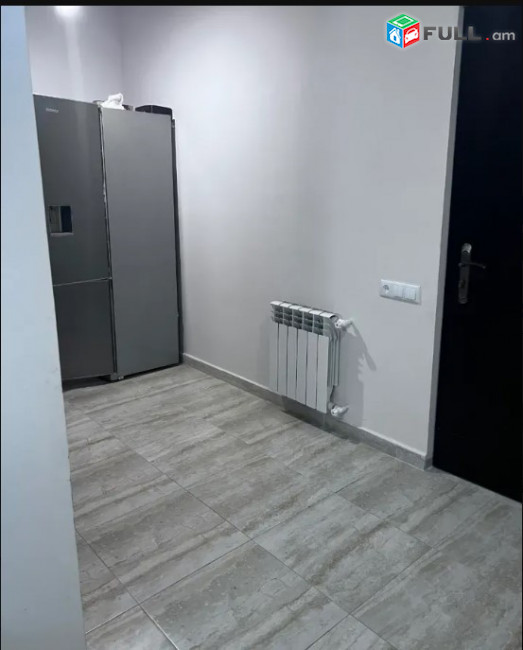 LA05158 Վարձով 3 սենյականոց բնակարան Ադոնց , Երազ բնակելի թաղամաս , նորակառույց շենք