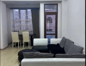 LA05158 Վարձով 3 սենյականոց բնակարան Ադոնց , Երազ բնակելի թաղամաս , նորակառույց շենք