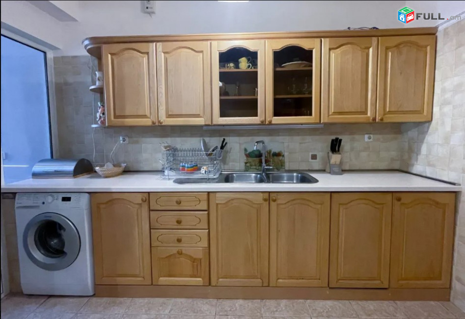 LA05162  Վարձով 4 սենյականոց բնակարան Բյուզանդ , նորակառույց 