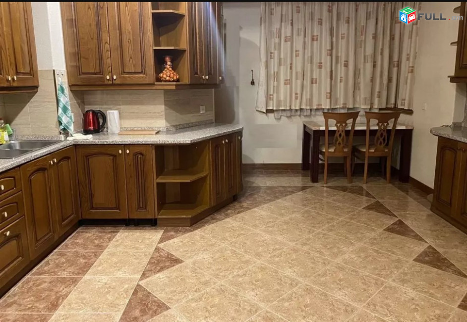 LA05164  Վարձով 4 սենյականոց բնակարան Թումանյան , Օպերա նորակառույց շենք