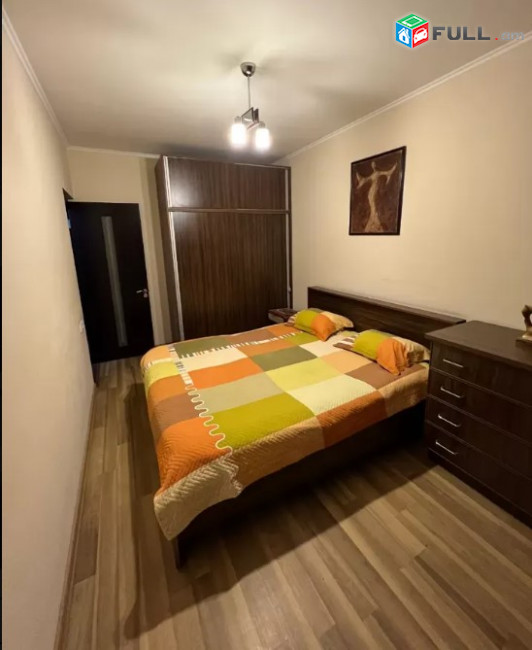 LA05185 Վարձով 3 սենյականոց բնակարան Հրաչյա Քոչար , Բարեկամության մետրոյի հարևանությամբ