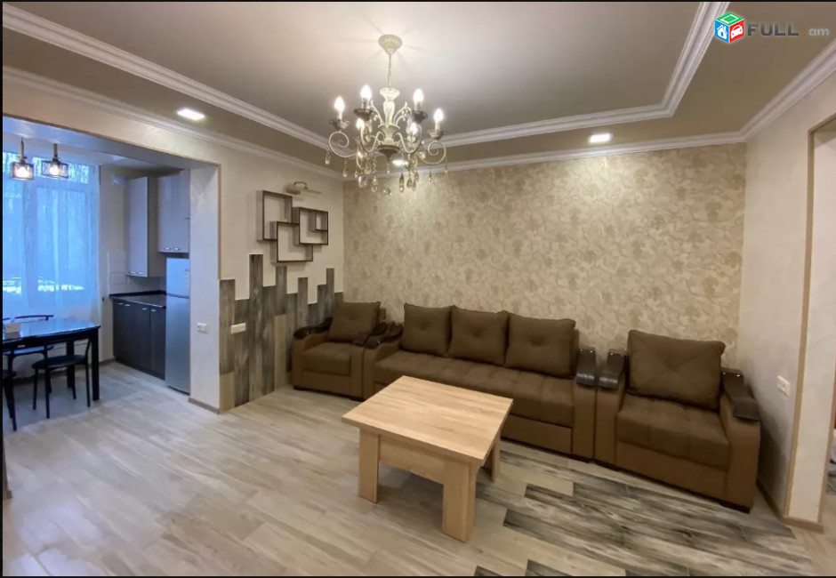 LA05189 Վարձով 3 սենյականոց բնակարան Գրիբոյեդովի փողոցում 
