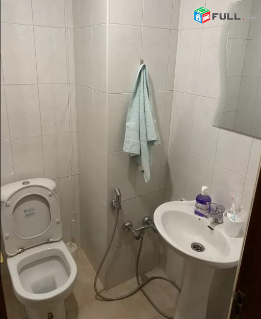 LA05194 Վարձով 3 սենյականոց բնակարան Մամիկոնյանց փողոց , նորակառույց շենք 