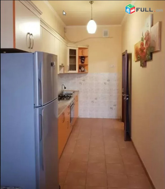 LA05204 Վարձով 3 սենյականոց բնակարան Պուշկինի փողոց , Սարյան խաչմերուկ նորակառույց 