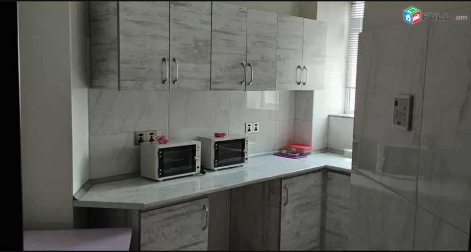 LA05220 Վարձով 750 քմ  տարածք  Բաբայան փողոցում 