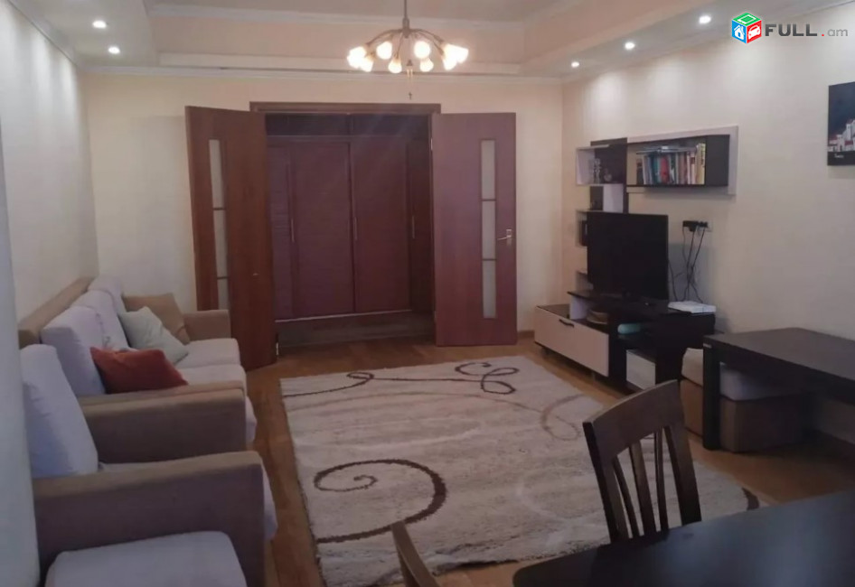 LA05252 Վարձով 3 սենյականոց բնակարան Հովսեփ Էմին , Սլավոնական համալսարանի մոտ