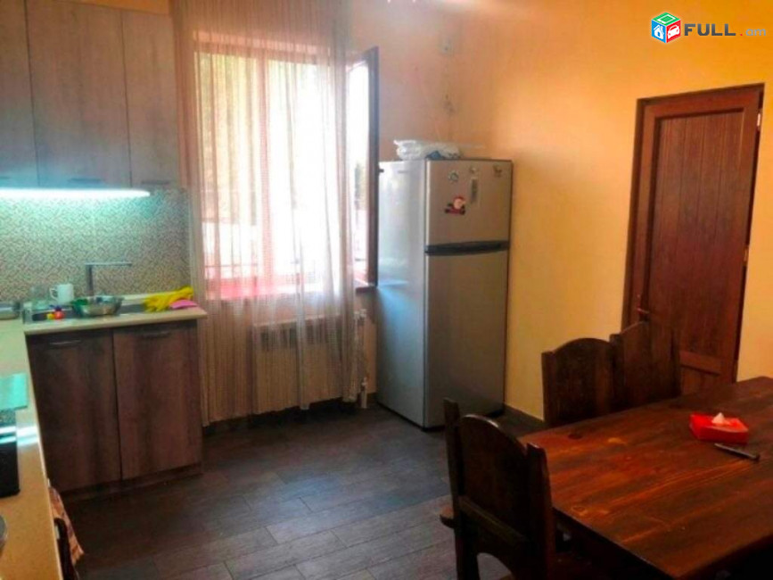 LA05276 Վարձով 5 սենյականոց առանձնատուն Ռիգայի փողոց 