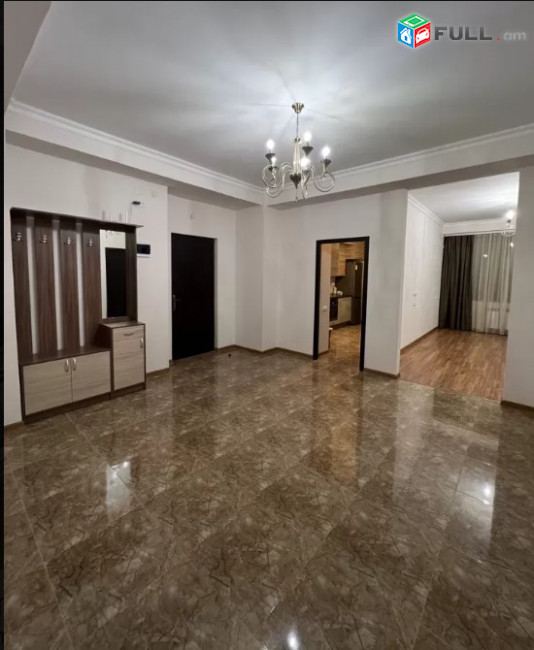LA04918 Վարձով 3 սենյականոց բնակարան Ադոնցի փողոց , նորակառույց 