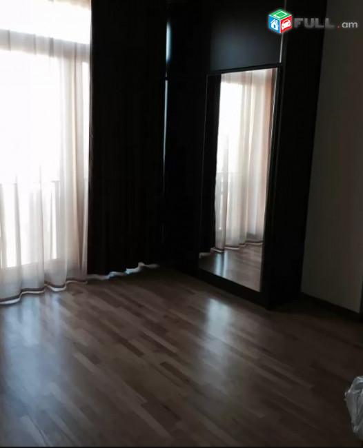 LA05306 Վարձով 3 սենյականոց բնակարան Հրաչյա Քոչար , նորակառույց 