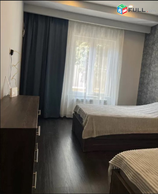 LA05307  Վարձով 3 սենյականոց բնակարան Մամիկոնյանց, Գրիբոյեդովի խաչմերուկի մոտ