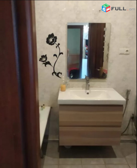 LA05336  Վարձով 3 սենյականոց բնակարան Ծարավ Աղբյուր , նորակառույց 